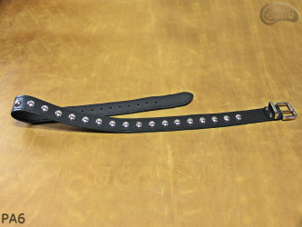 PA6-Lederarmband mit 17 mm Ziernieten
