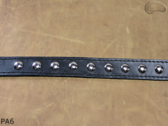 PA6-Lederarmband mit 17 mm Ziernieten