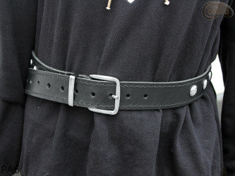 PA6-Lederarmband mit 17 mm Ziernieten