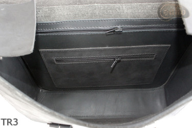 Leather shoulder bag TR3