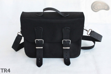 Leather shoulder bag TR4