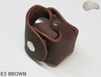 E3 BRAUNER6 Holsterbezug für die Trommel des Revolvers vom Kaliber Remington 44 COLT1860