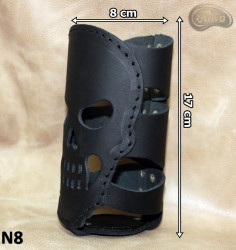 Holder egy italért N8