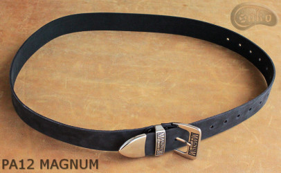 PA12 MAGNUM -Hosengürtel aus Leder mit Metallspitze