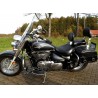 A vezető hátulja  SUZUKI VL 800 VOLUSIA, BOULEVARD