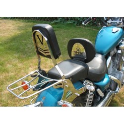 A vezető hátulja  YAMAHA XV 535