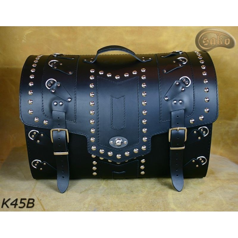 A koffer K45 zárral