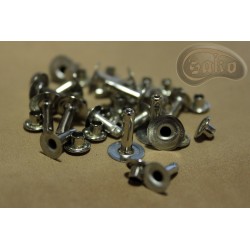 Serrure pour la poitrine - set